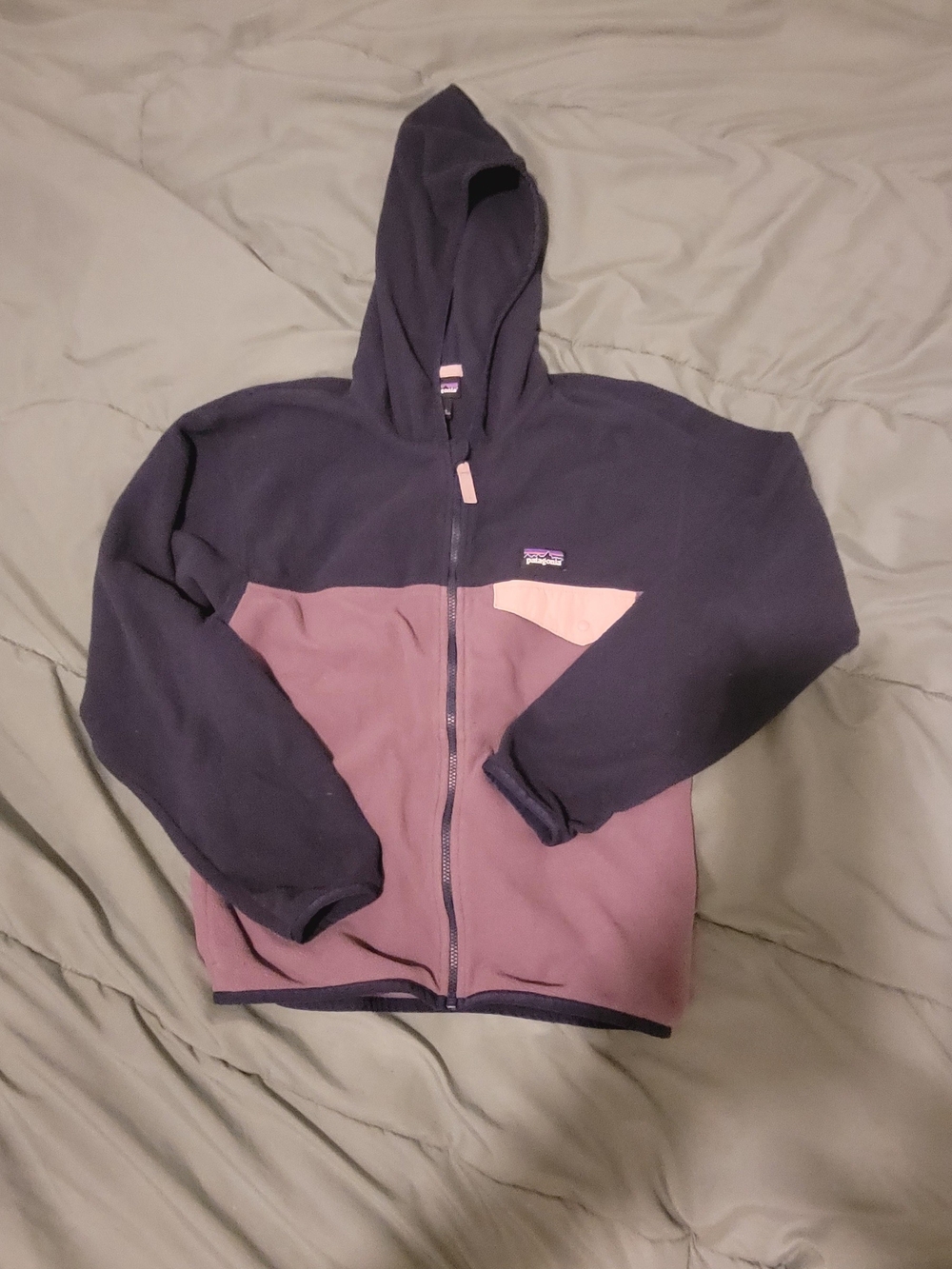 Kids Large (12) Patagonia Two-Tone Fleece Zip Hoodie - Navy & Mauve